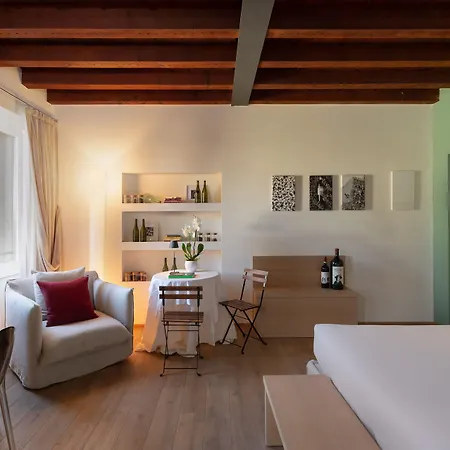 Massimago Wine Suites-2
